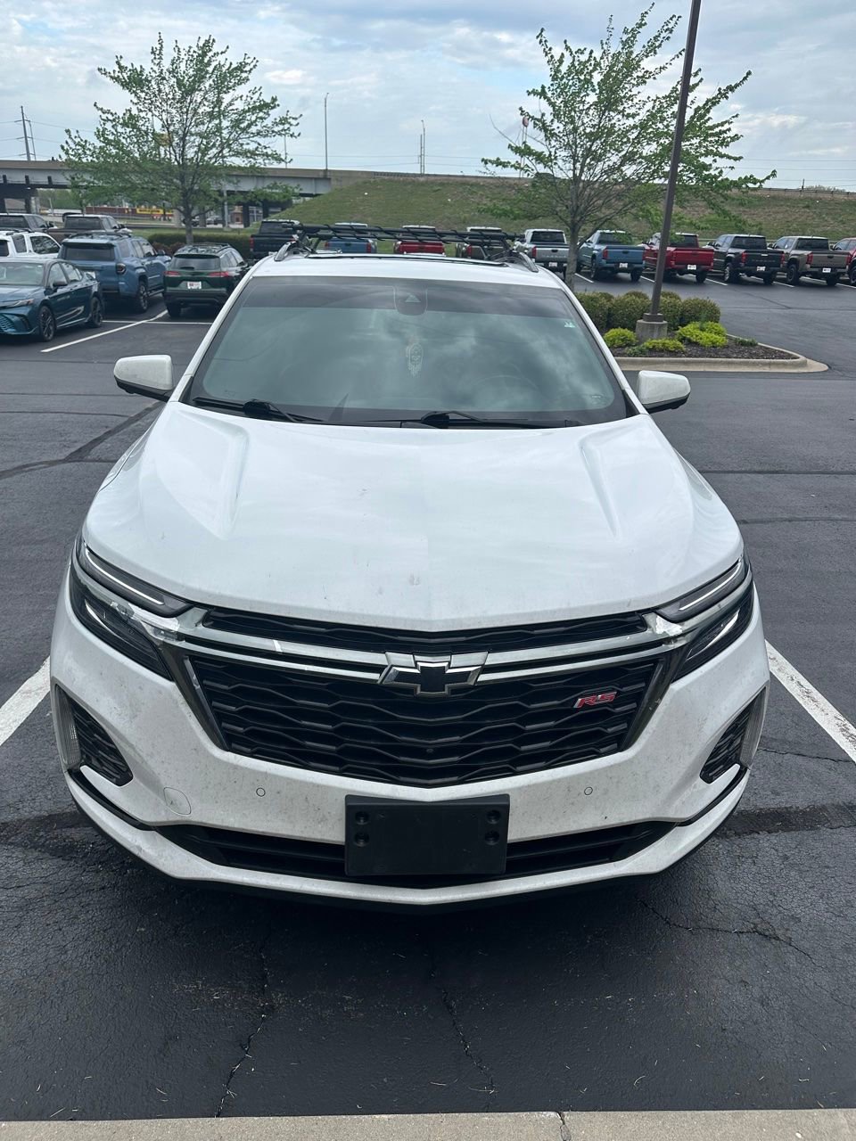 Used 2022 Chevrolet Equinox RS w/ RS Leather Package image 3