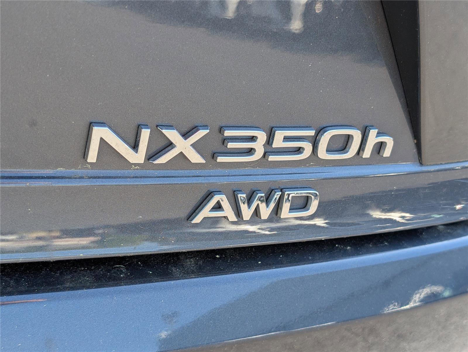 Used 2023 Lexus NX 350h AWD image 9