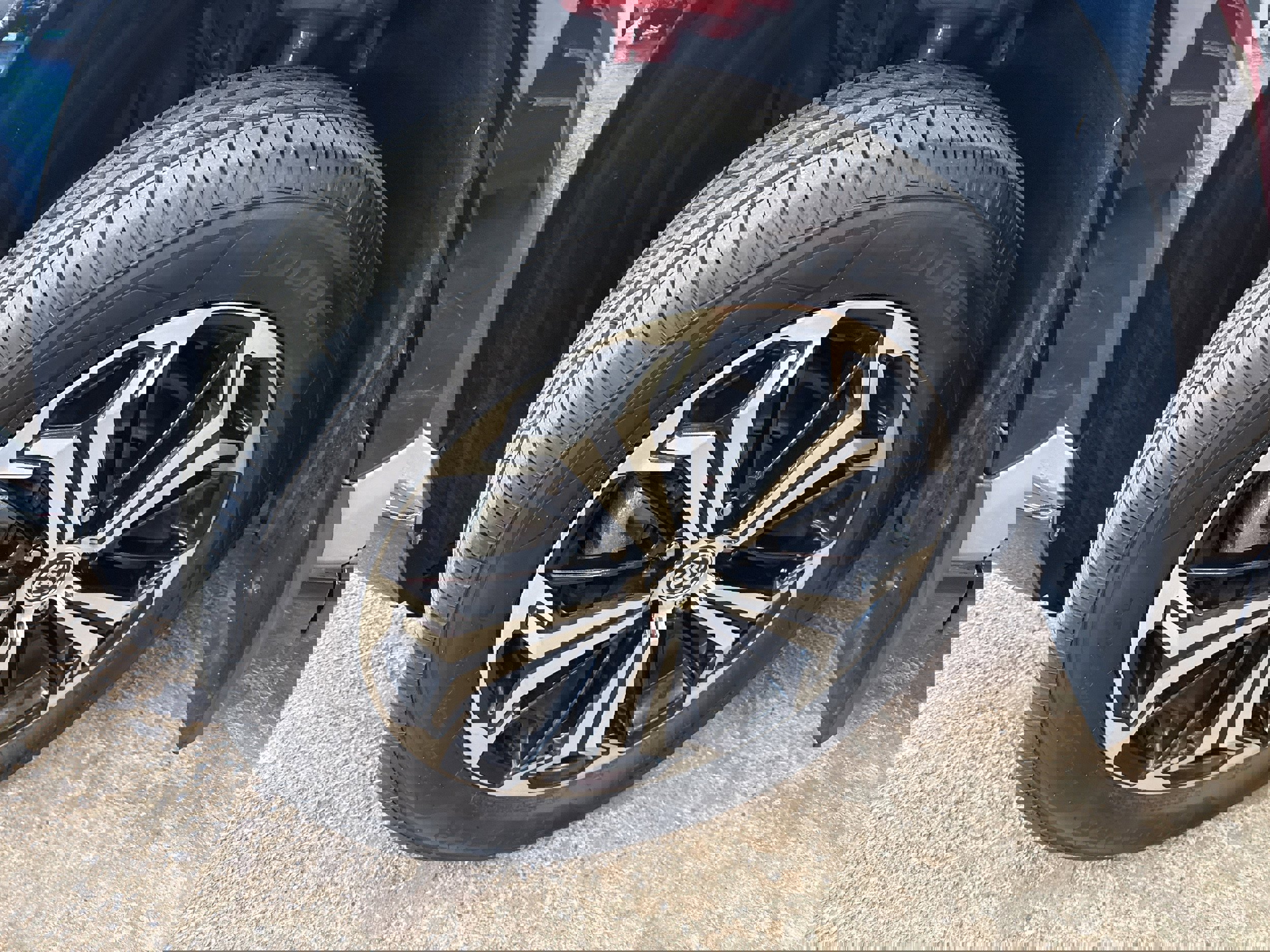 Used 2023 Toyota RAV4 XSE w/ Weather Package image 4