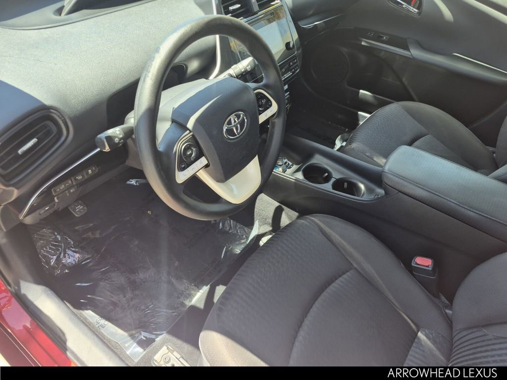 Used 2017 Toyota Prius Two w/ Prius Two Safety Plus Package FWD image 10