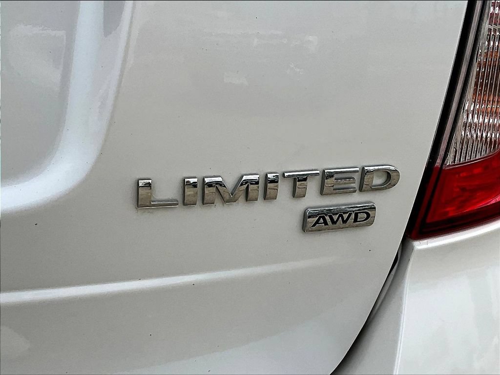 Used 2014 Ford Edge Limited AWD/4WD image 26