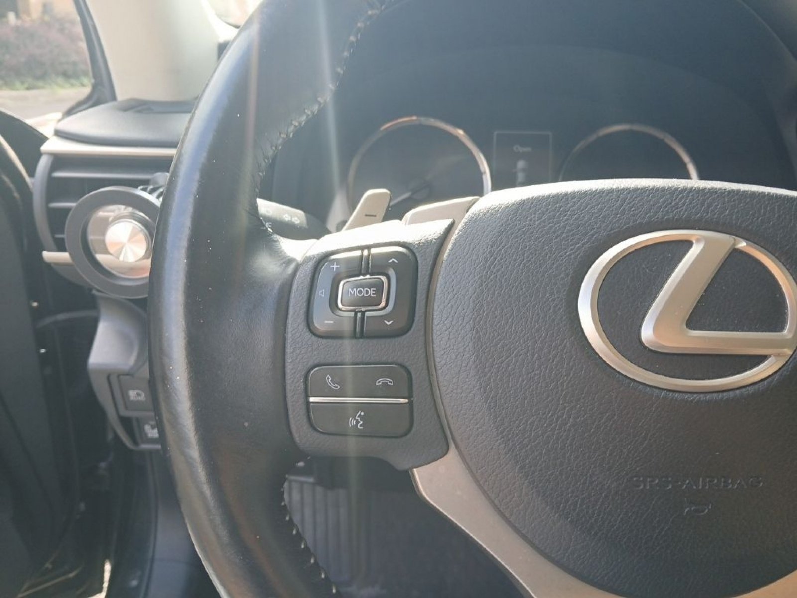 Used 2018 Lexus IS 300 AWD w/ Comfort Package image 14