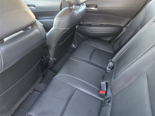 Used 2025 Toyota Corolla Cross XLE image 21