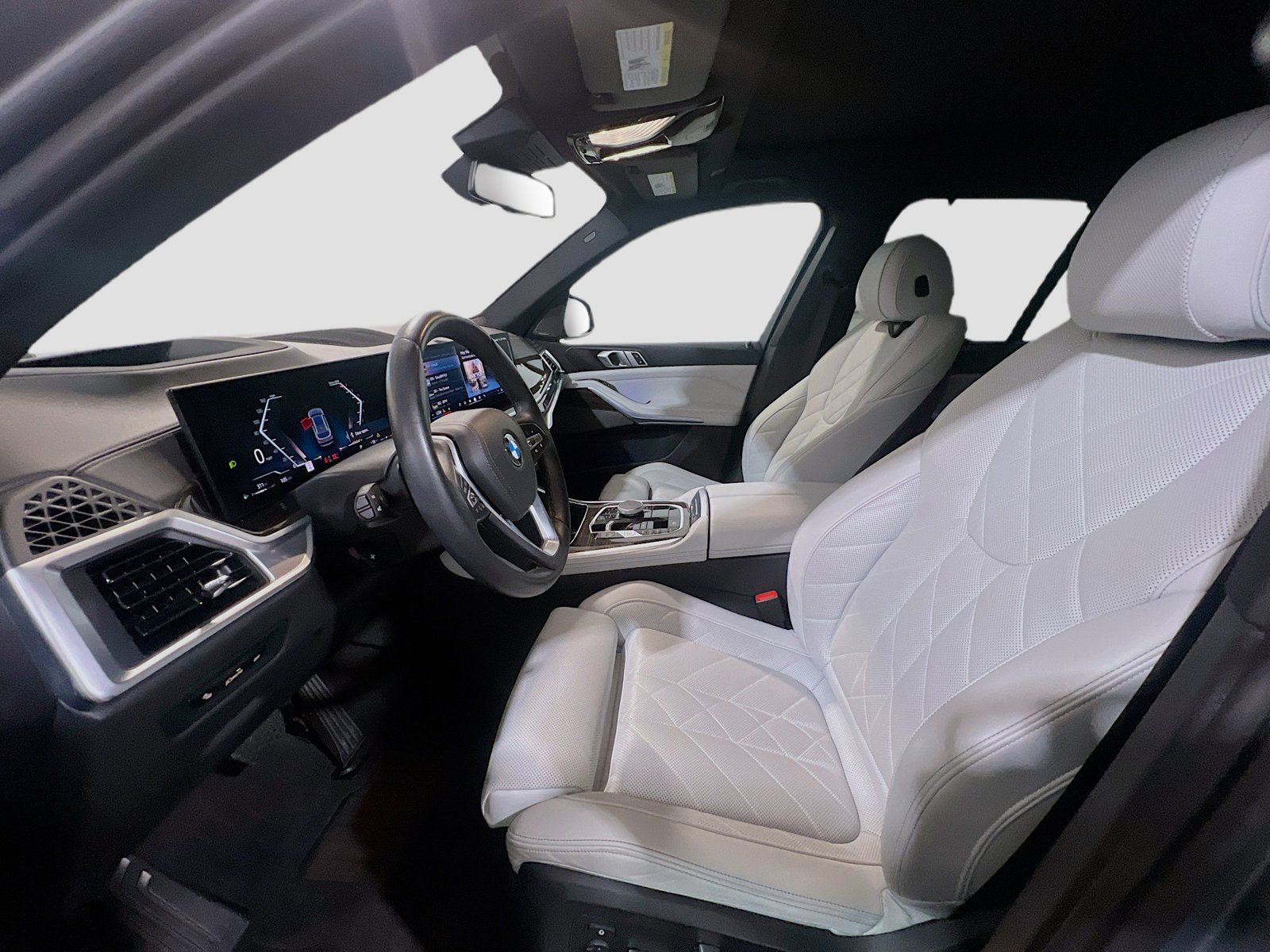 Used 2024 BMW X5 sDrive40i w/ Premium Package RWD image 16