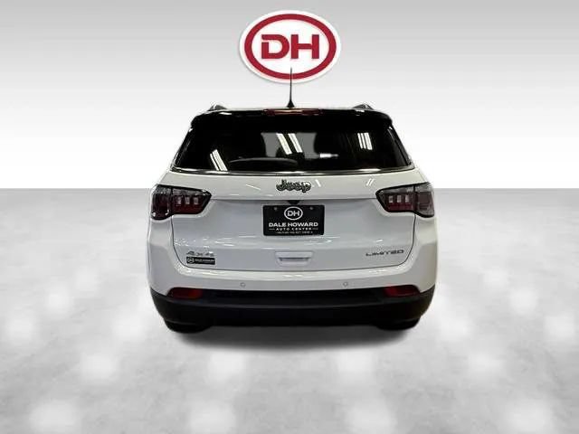 Used 2025 Jeep Compass Limited AWD/4WD image 11