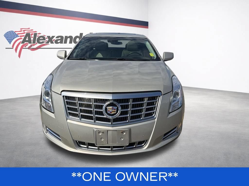 Used 2015 Cadillac XTS Premium AWD/4WD image 2