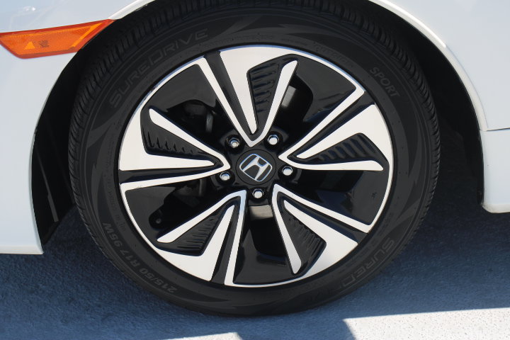 Used 2016 Honda Civic EX-T image 9