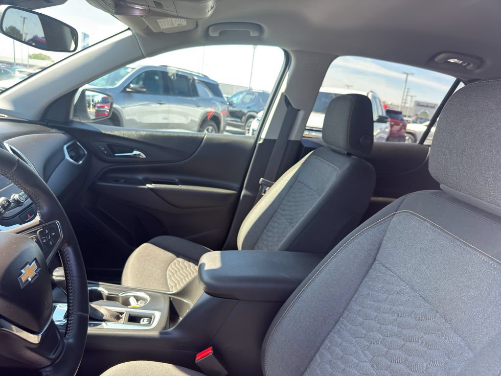 Used 2020 Chevrolet Equinox LT AWD/4WD image 26