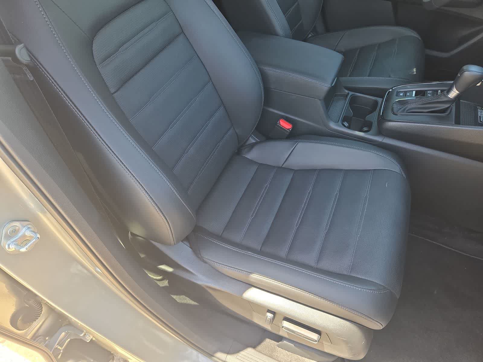 Used 2025 Honda CR-V EX-L image 23