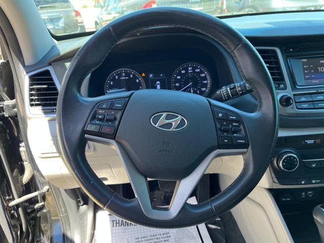 Used 2017 Hyundai Tucson Sport image 14
