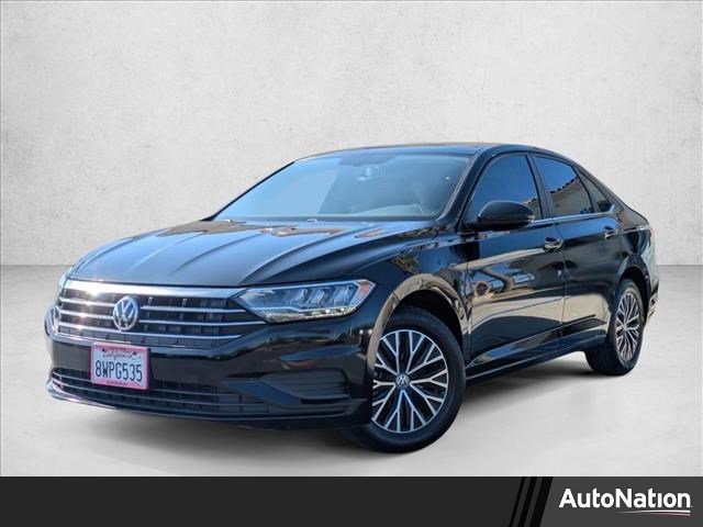 Used 2021 Volkswagen Jetta SE w/ SE Cold Weather Package image 1