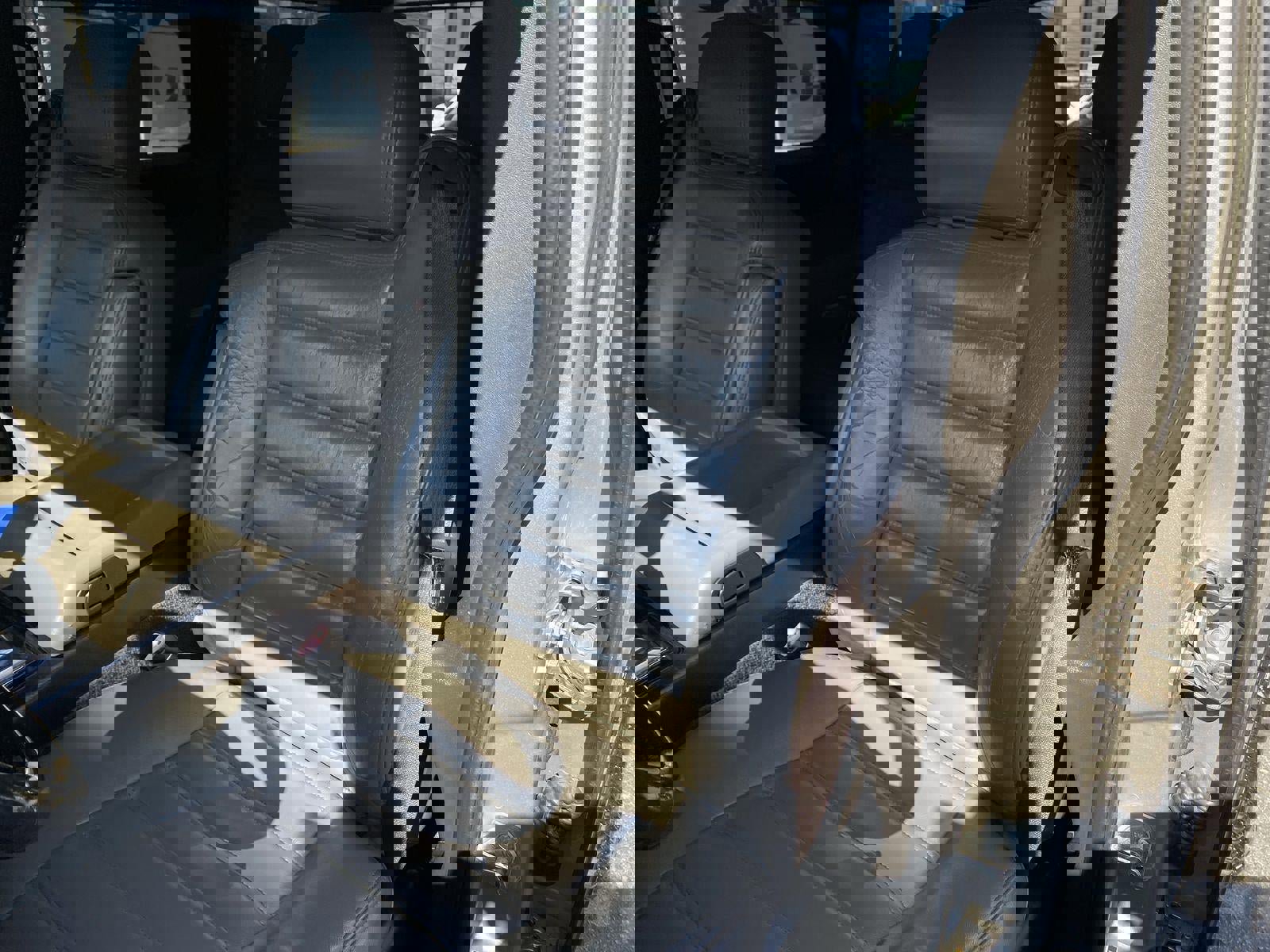 Used 2005 HUMMER H2 SUV w/ Preferred Equipment Group image 11