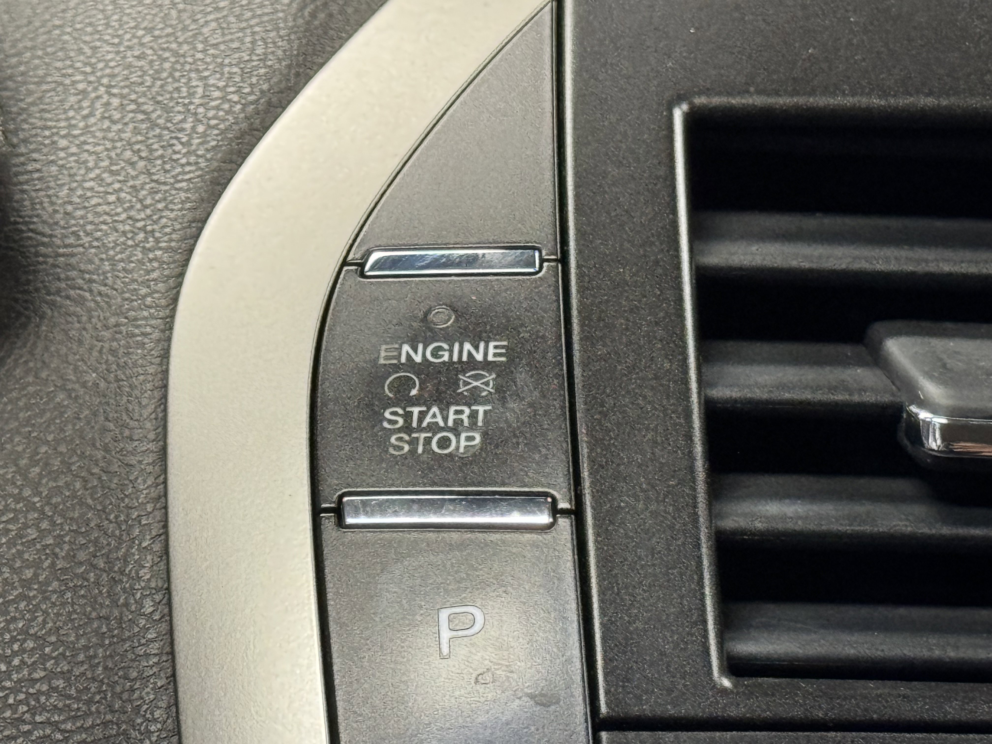 Used 2014 Lincoln MKZ w/ Equipment Group 102A Reserve FWD image 12