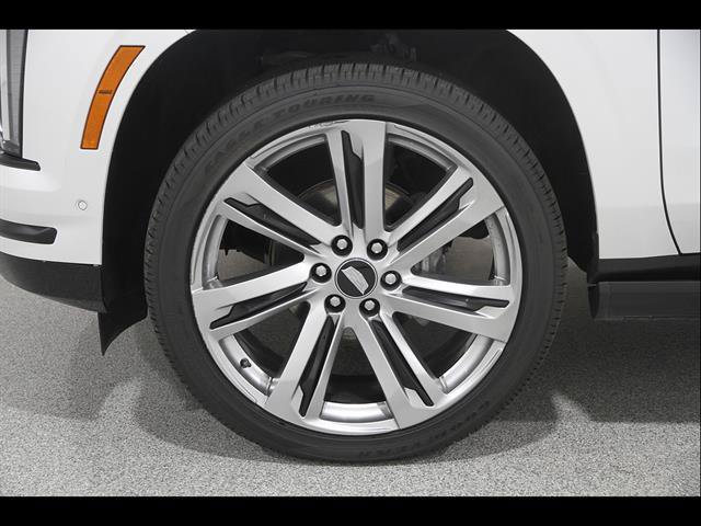 Used 2025 Cadillac Escalade Sport Platinum w/ LPO, Floor Liner Package AWD/4WD image 30