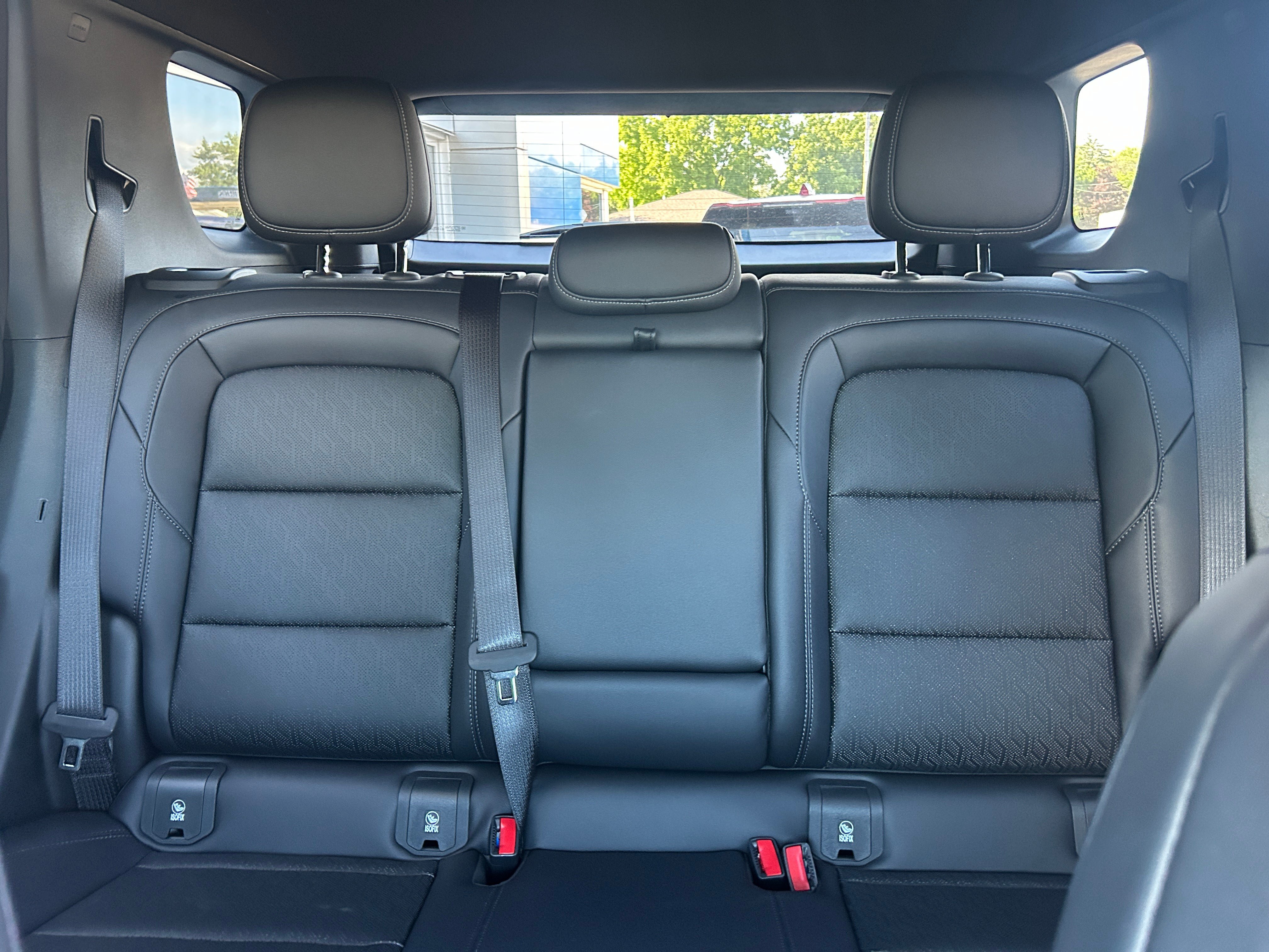 New 2027 Chevrolet Equinox LT w/ Convenience Package II AWD/4WD image 27