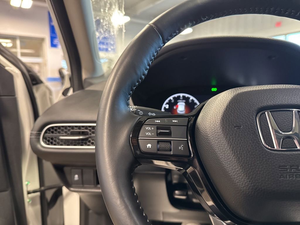 Used 2026 Honda HR-V EX-L image 17
