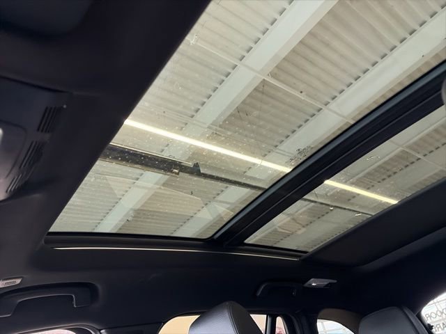 Used 2021 BMW X1 sDrive28i w/ Premium Package image 23