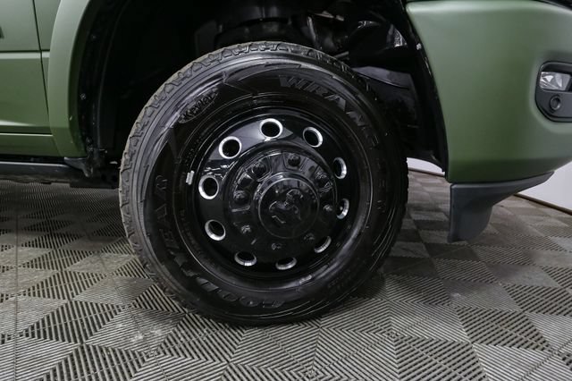 Used 2025 RAM 3500 Limited AWD/4WD image 13