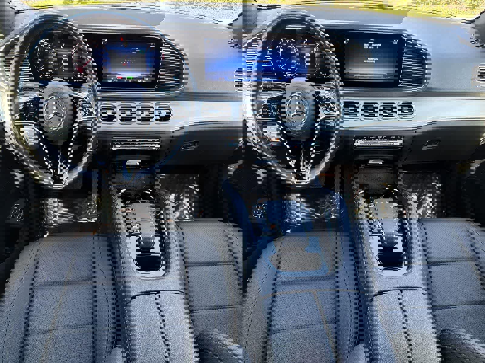 Used 2024 Mercedes-Benz GLE 450e 4MATIC image 11