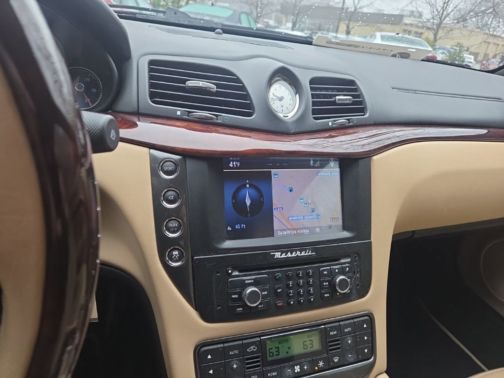 Used 2015 Maserati GranTurismo Convertible image 15