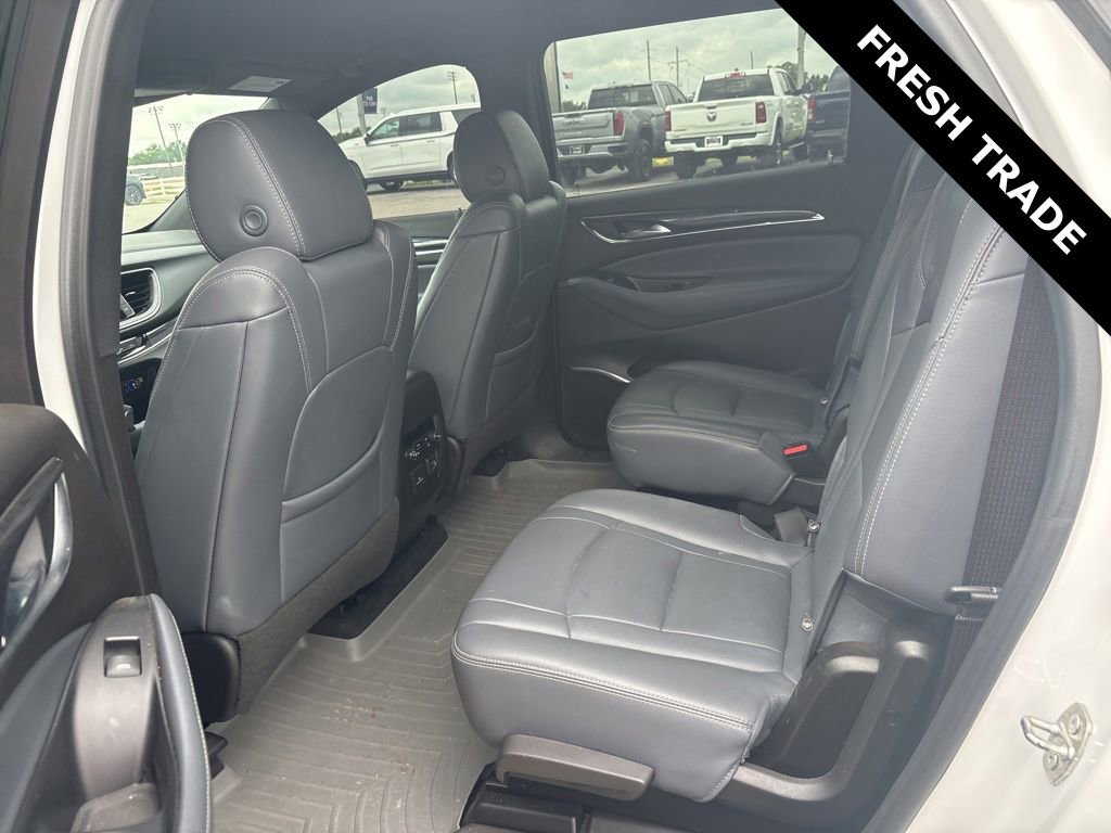 Used 2022 Buick Enclave Premium FWD image 8