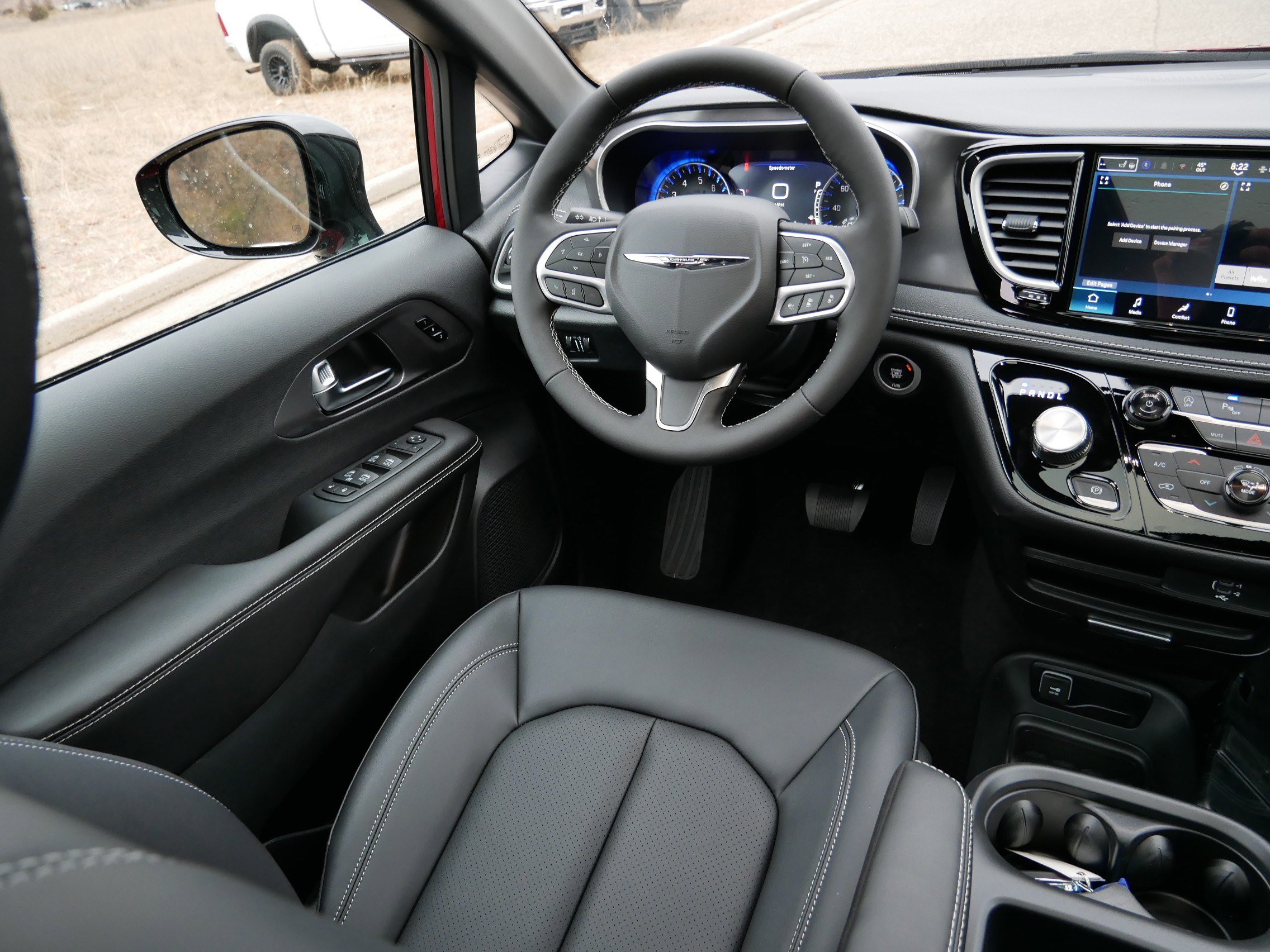 New 2026 Chrysler Pacifica Select image 9