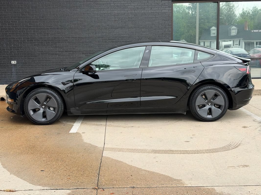 Used 2022 Tesla Model 3 Long Range AWD/4WD image 14