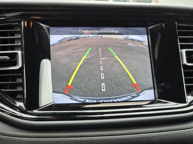 Used 2023 Dodge Durango SXT image 11