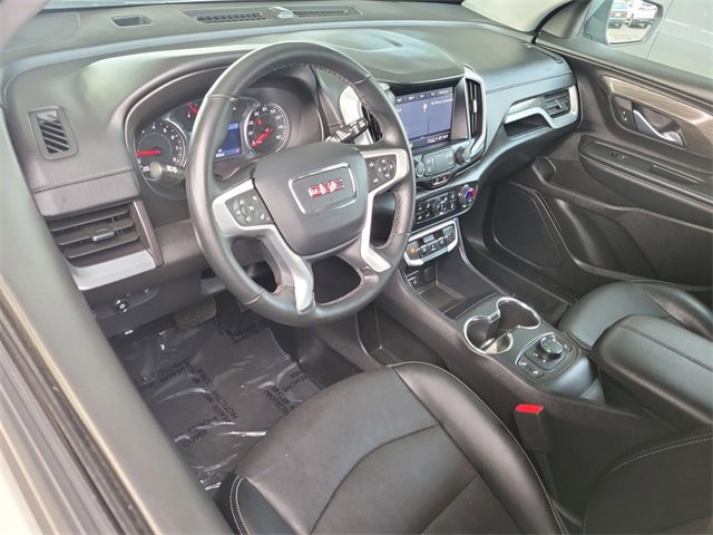 Used 2024 GMC Terrain SLT image 6