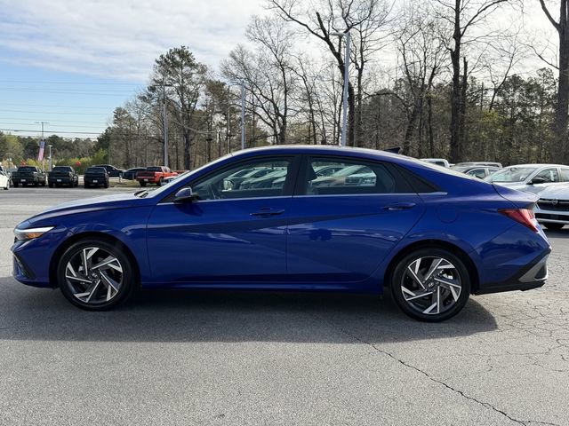 Used 2025 Hyundai Elantra Limited image 22