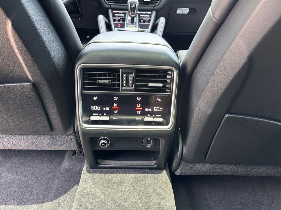 Used 2019 Porsche Cayenne S AWD/4WD image 45