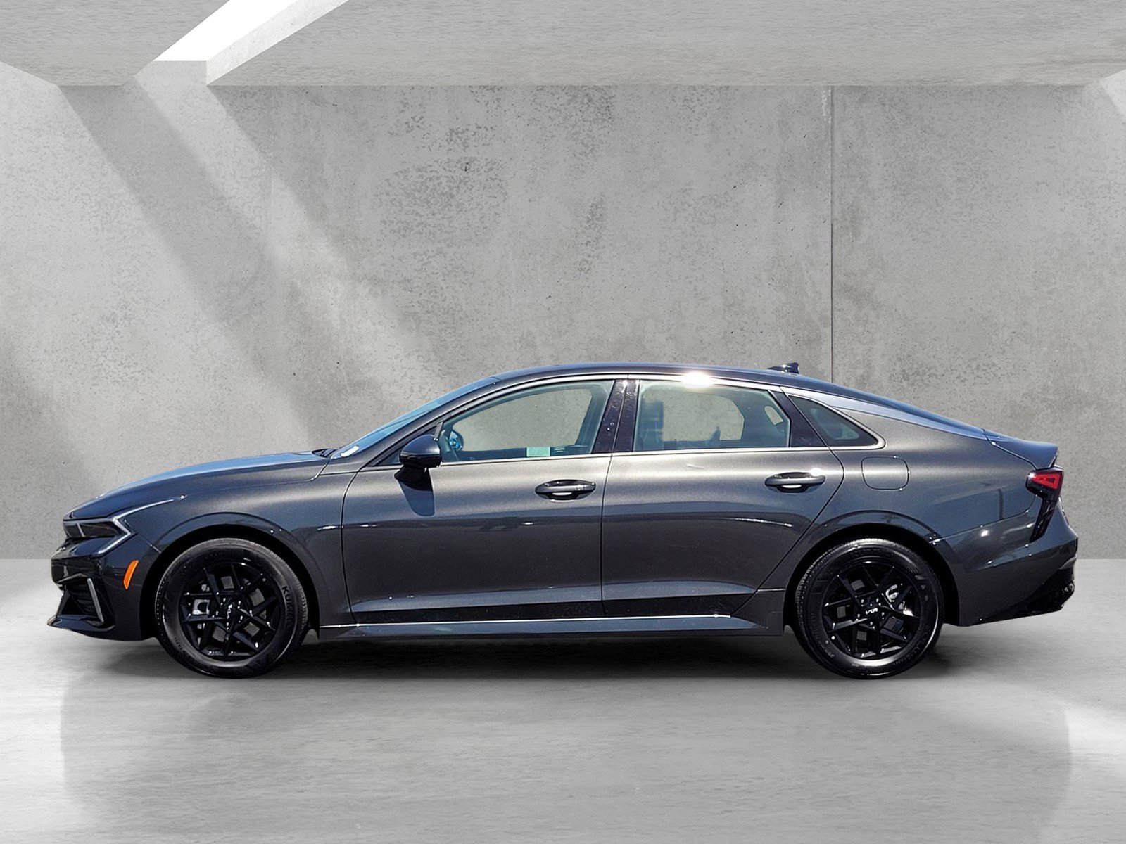 Used 2025 Kia K5 LXS image 7