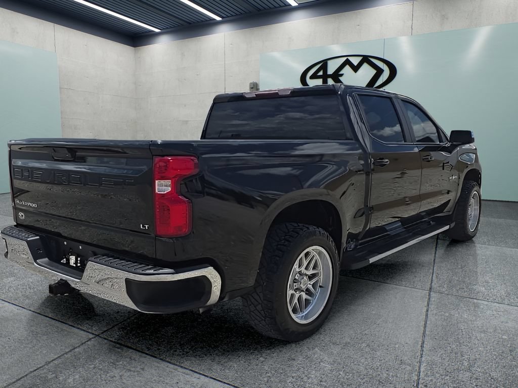 Used 2021 Chevrolet Silverado 1500 LT RWD image 3