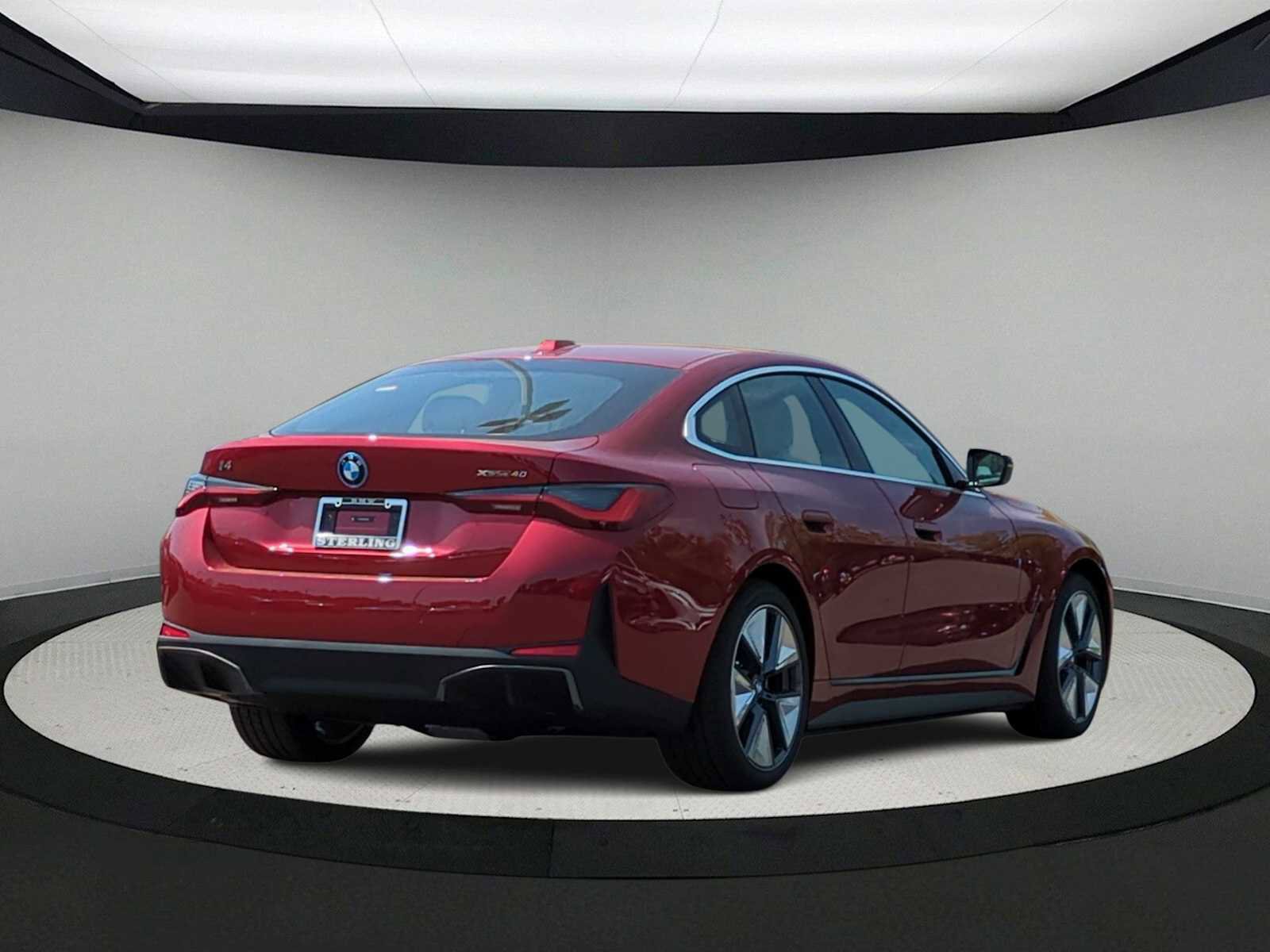 Used 2025 BMW i4 xDrive40i w/ Premium Package image 8