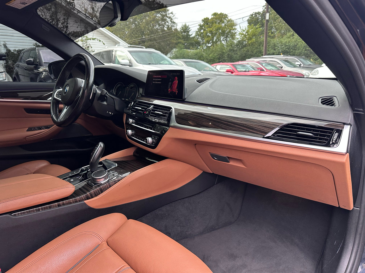 Used 2019 BMW 530i w/ M Sport Package image 15