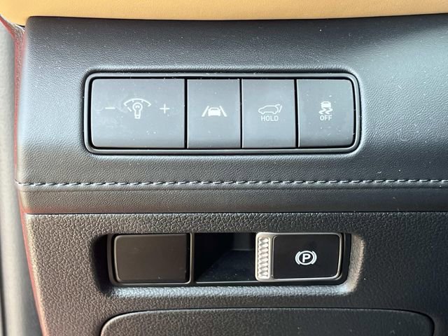 Certified 2022 Hyundai Santa Fe Calligraphy FWD image 30