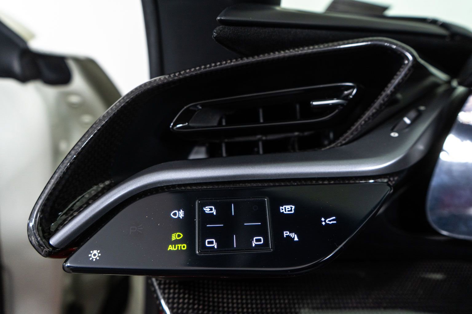 Certified 2025 Ferrari SF90 Spider image 20