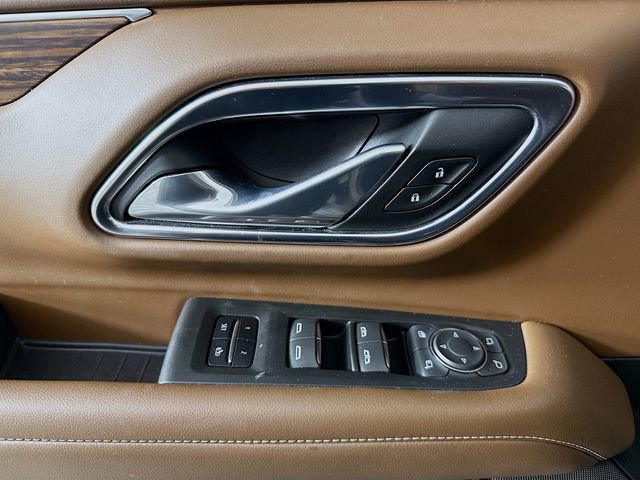 Used 2021 Chevrolet Suburban High Country image 18