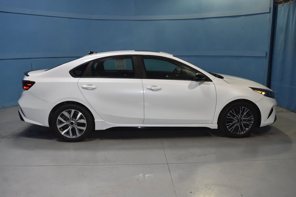Used 2024 Kia Forte GT-Line w/ GT-Line Premium Package image 20