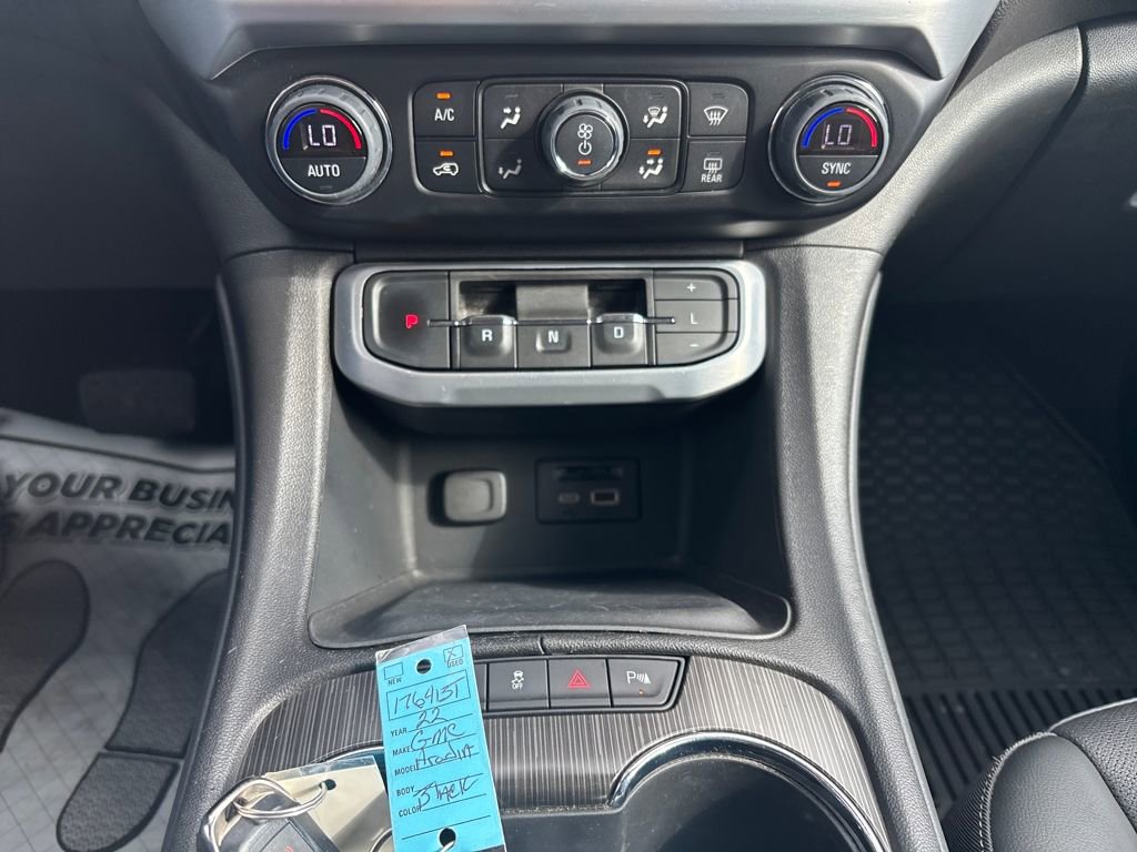 Used 2022 GMC Acadia SLT w/ Elevation Edition image 19