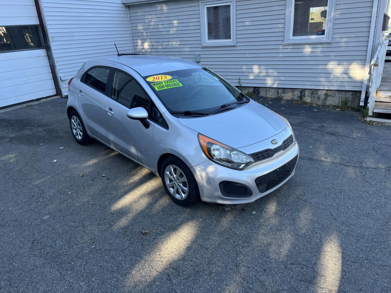 Used 2015 Kia Rio LX w/ Power Package image 2