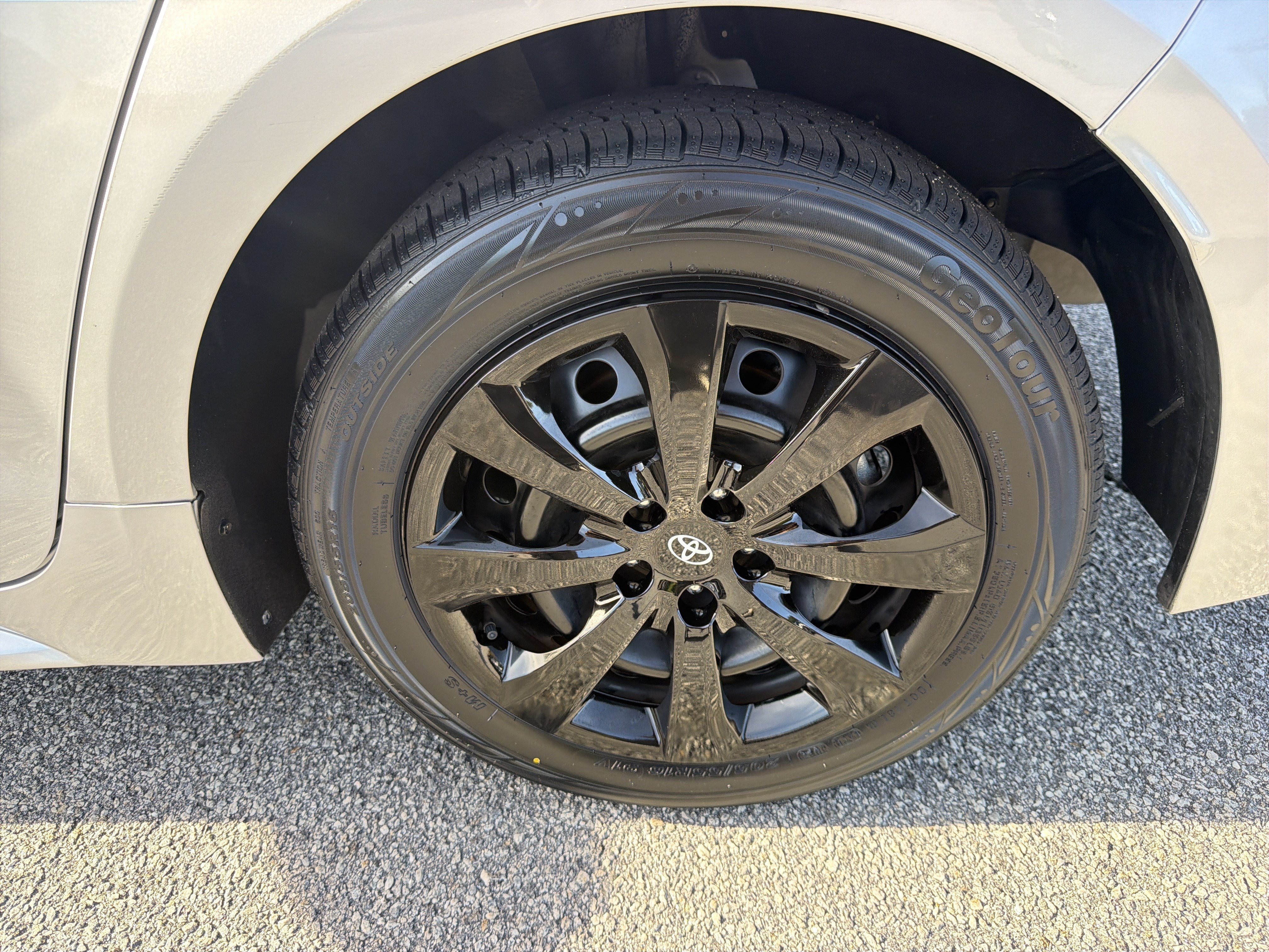 Certified 2024 Toyota Corolla LE FWD image 29
