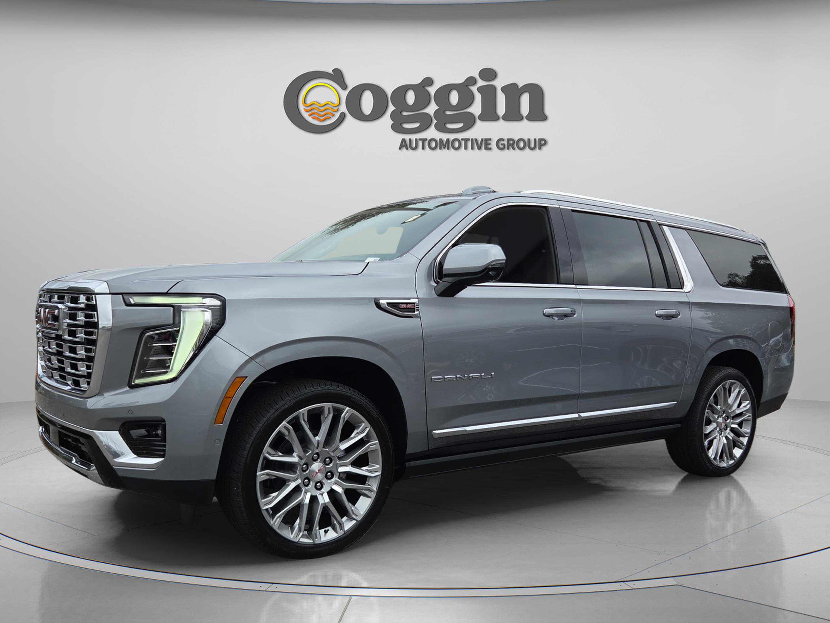 New 2026 GMC Yukon XL Denali w/ Denali Reserve Package AWD/4WD image 1