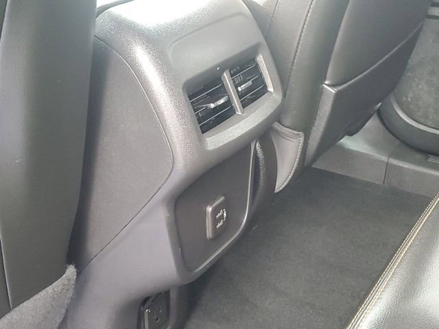 Used 2023 GMC Terrain AT4 image 27