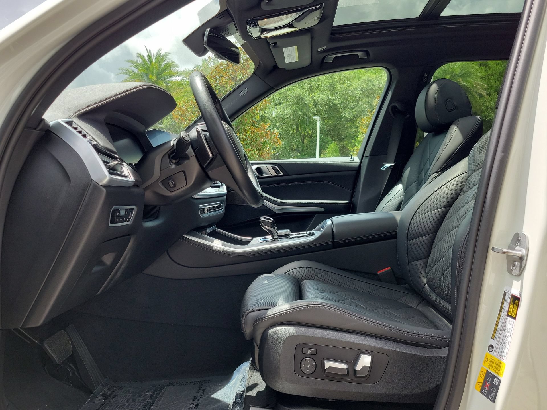 Used 2023 BMW X5 xDrive45e w/ Climate Comfort Package AWD/4WD image 28