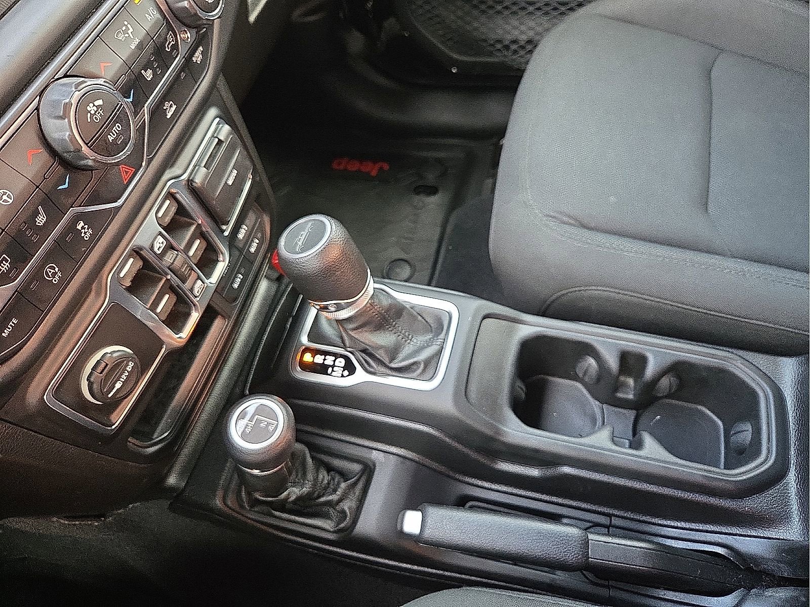 Used 2020 Jeep Gladiator Sport w/ Quick Order Package 24S AWD/4WD image 25