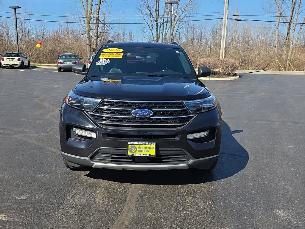Used 2020 Ford Explorer XLT w/ Equipment Group 202A image 2