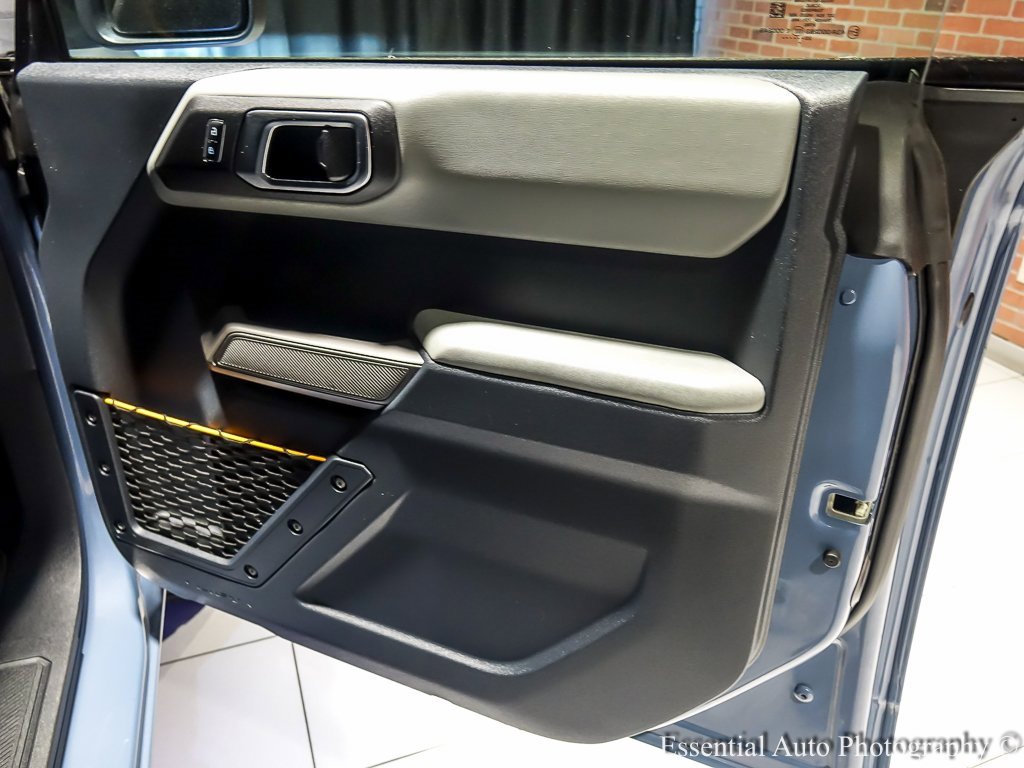 Used 2023 Ford Bronco Badlands image 29