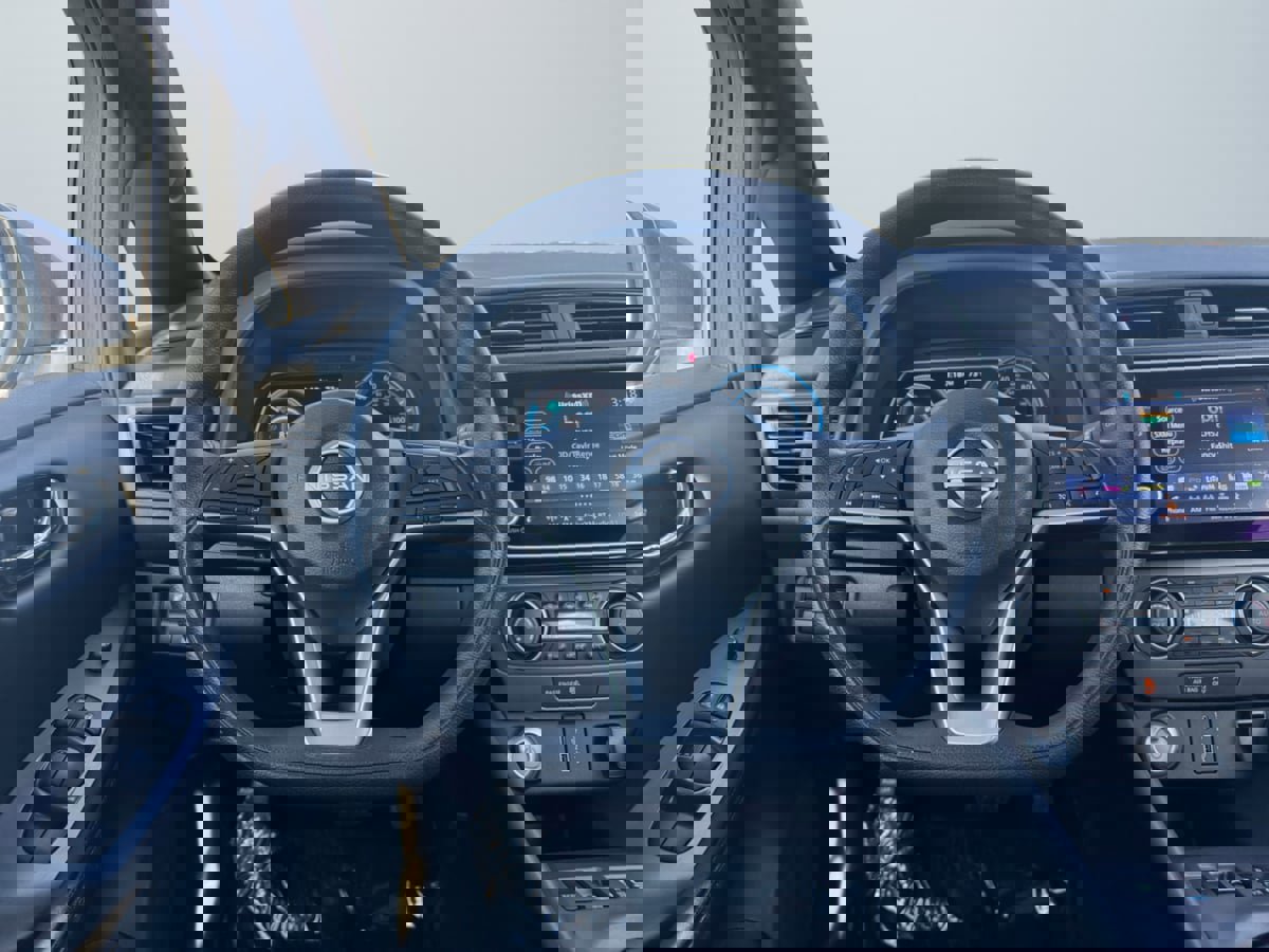 Used 2024 Nissan Leaf S image 11