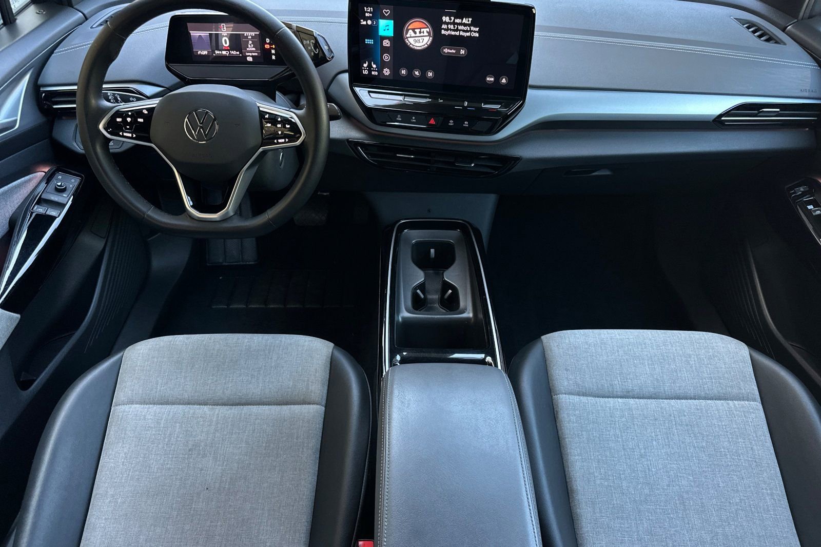Used 2023 Volkswagen ID.4 Pro image 13